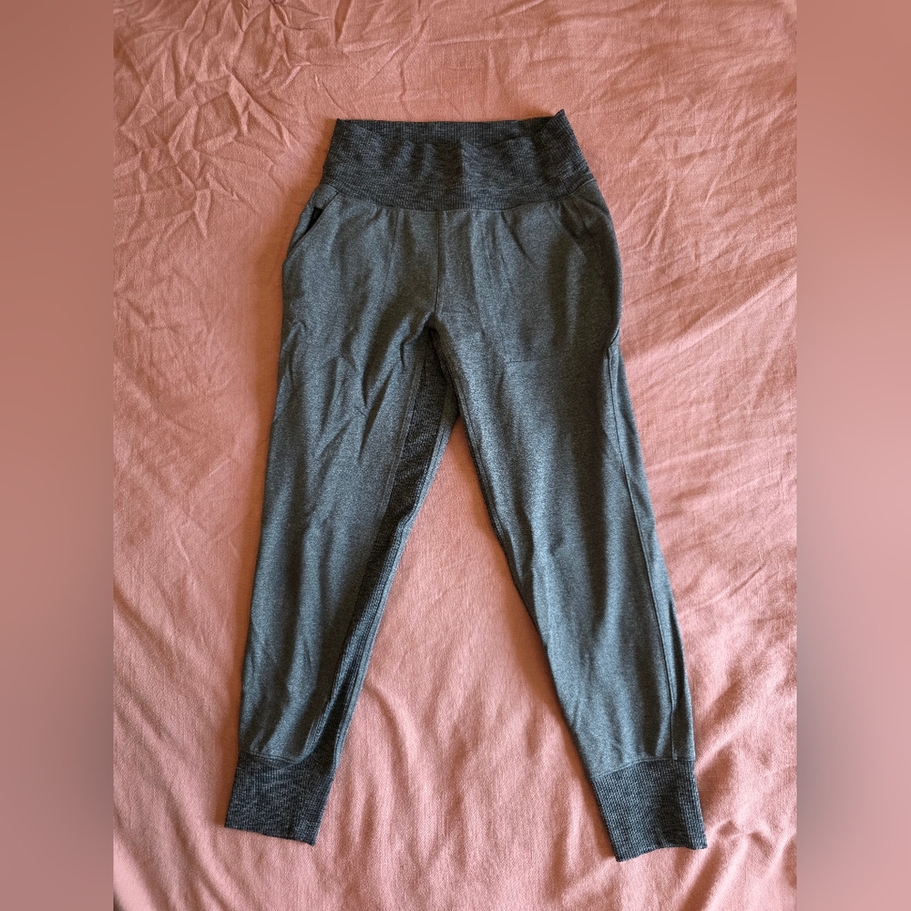 Athleta Venice Jogger Size S